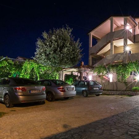 Sanic Apartments 518 Lopar Ngoại thất bức ảnh