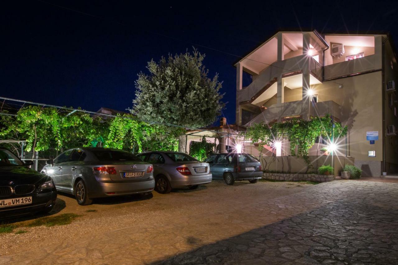 Sanic Apartments 518 Lopar Ngoại thất bức ảnh